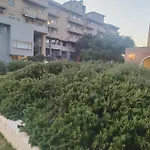 Domo De Centro, Centro Di