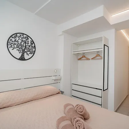 Domo De Centro, Centro Di Πανσιόν 3*