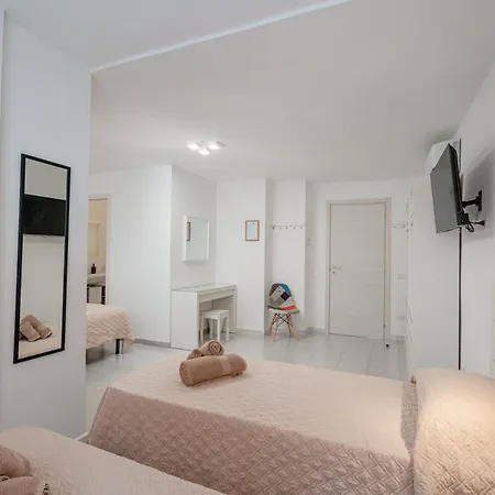 Domo De Centro, Centro Di Ольбія