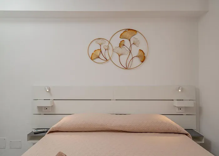 Domo De Centro, Centro Di 3* Olbia