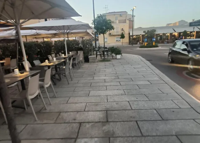 Domo De Centro, Centro Di 3* Olbia